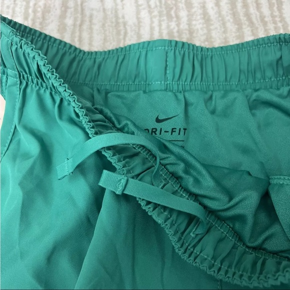 Nike | Dri Fit Tempo Logo Running Shorts in Mint Green Size Small - Picture 5 of 6